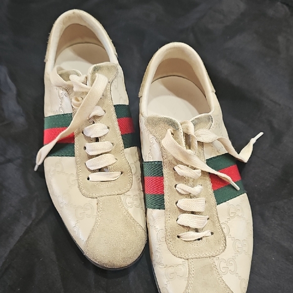 Gucci Shoes - Gucci Cream Sneakers with Red and Green Accents